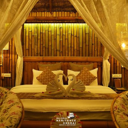 Maliekal Heritance Cherai Beach Cochin Exterior photo