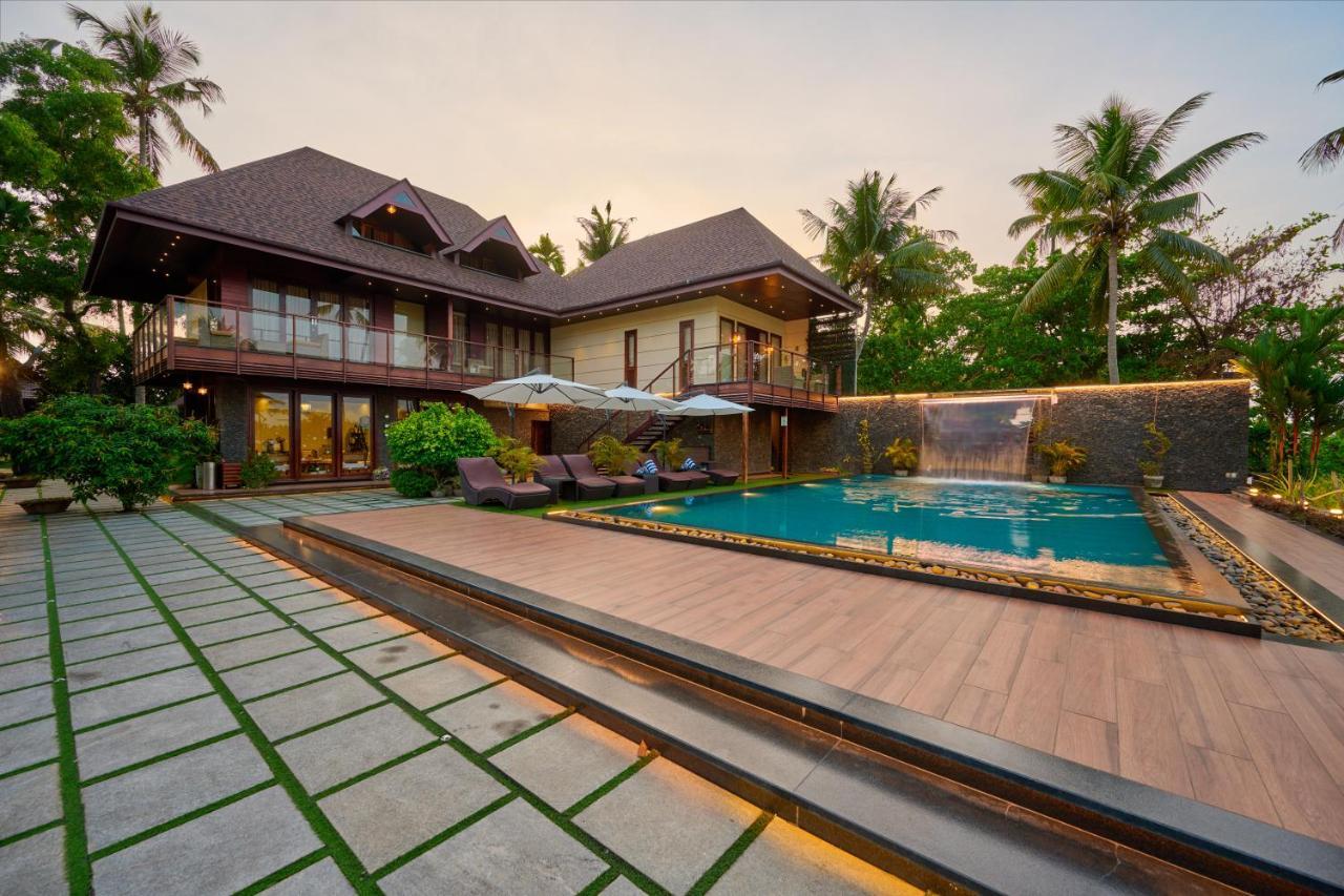 Maliekal Heritance Cherai Beach Cochin Exterior photo