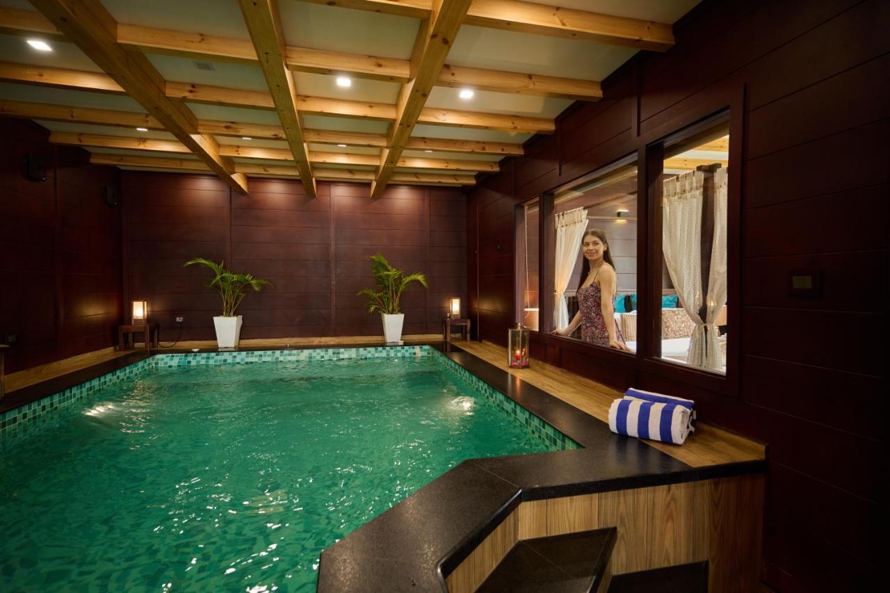 Maliekal Heritance Cherai Beach Cochin Exterior photo