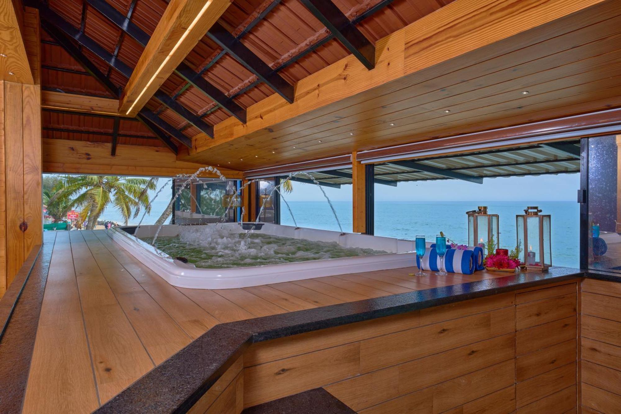 Maliekal Heritance Cherai Beach Cochin Exterior photo